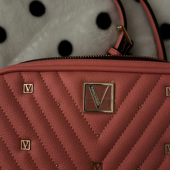 VS Purse - Picture 3 of 3